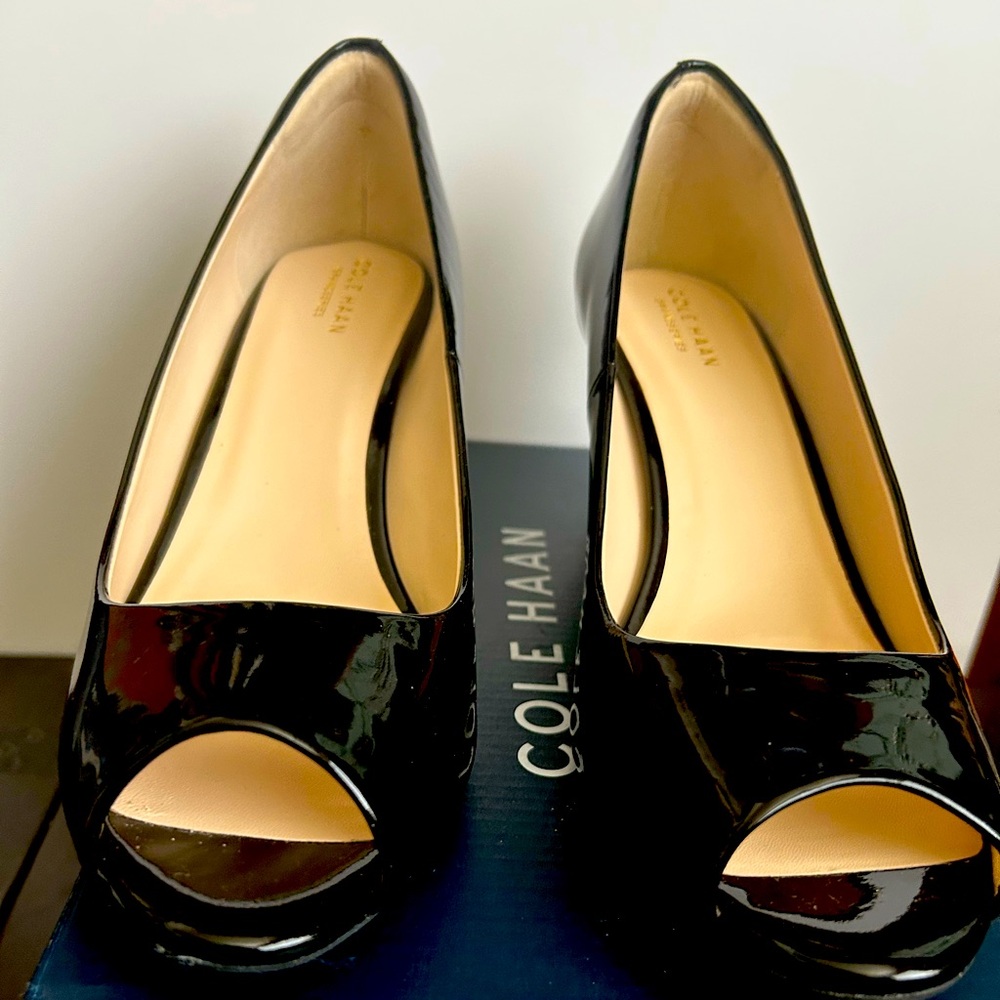 COLE HAAN Sadie OT Wedge 65MM Black Patent Leather